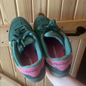 Reebok Forest Green Sneakers with Pink Highlights